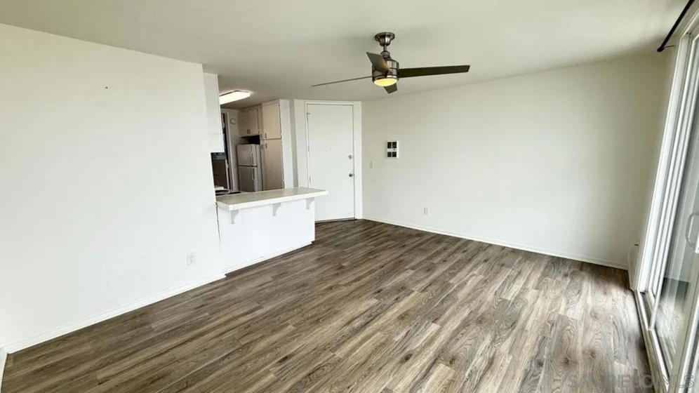 725 Redondo Court #22 photo 3