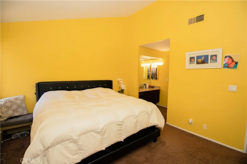 8430 Winnetka Avenue #20 photo 14