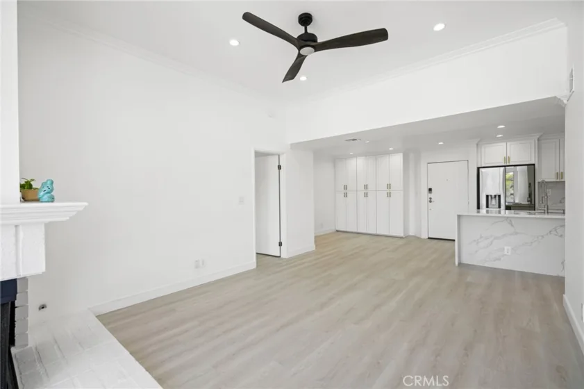 7800 Topanga Canyon Boulevard #313 photo 3