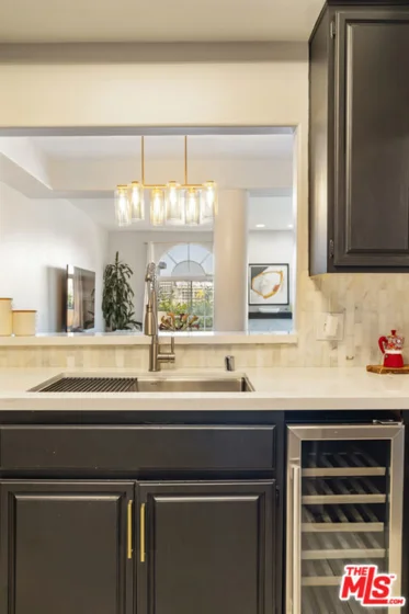 5848 W Olympic Boulevard #102 photo 11