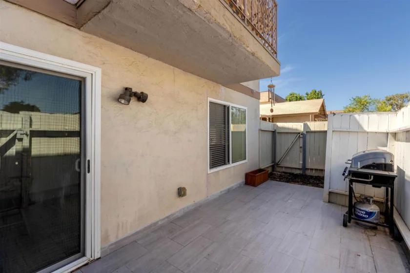 10331 Santana Ranch Drive photo 18