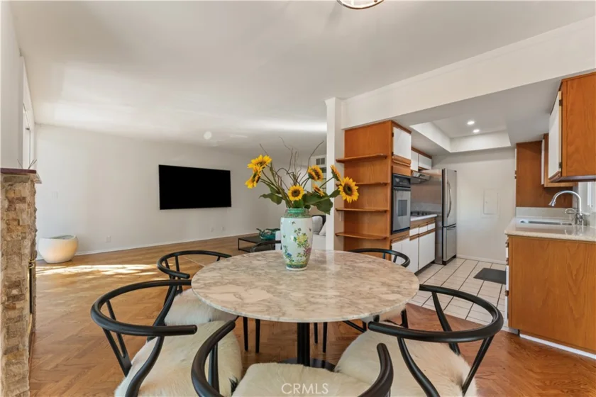 1351 N Crescent Heights #308 photo 10