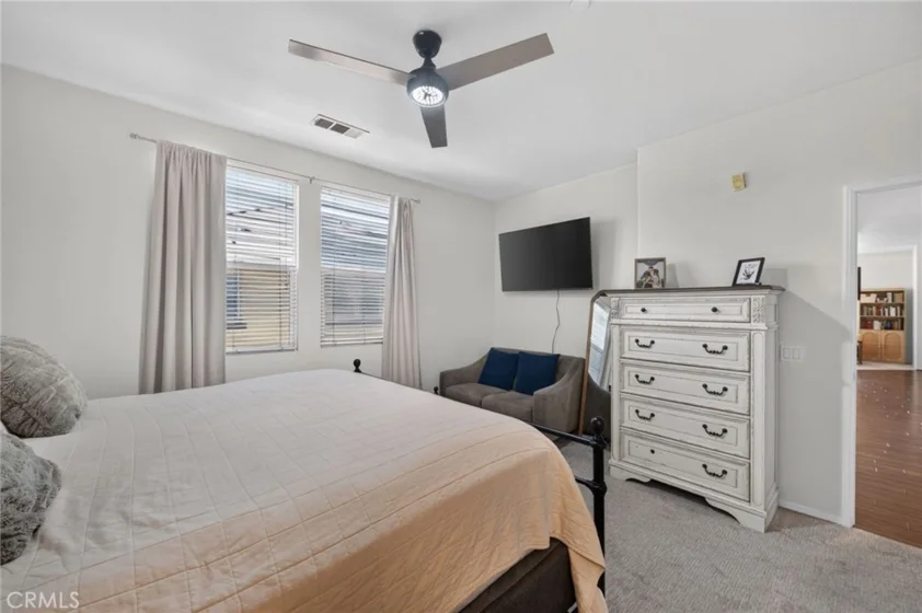 35960 Lindstrand Avenue #4 photo 11