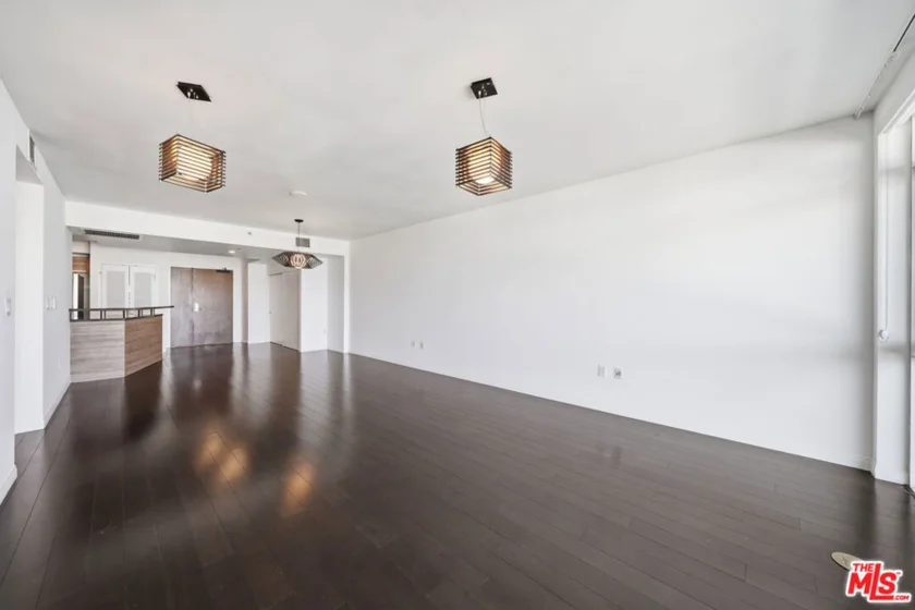 3785 Wilshire Boulevard #1607 photo 6