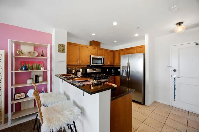 475 Redwood Street #406 photo 7