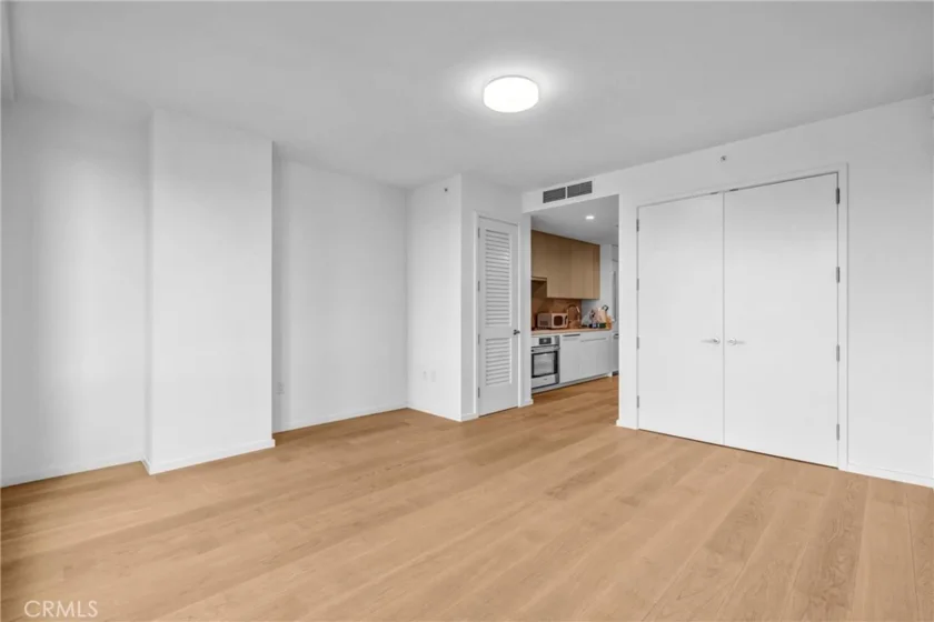 877 Francisco Street #1818 photo 31