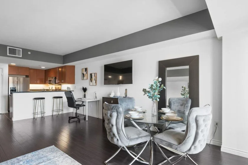 875 G Street #512 photo 11