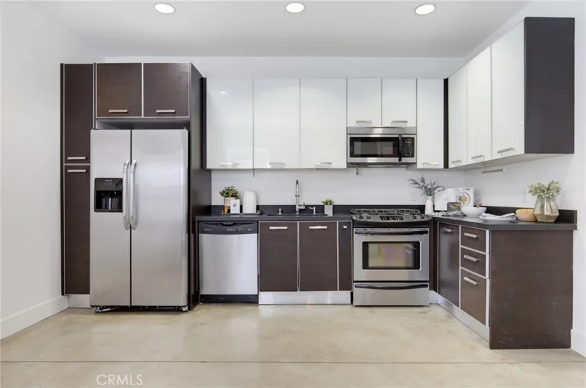 139 S Los Robles Avenue #102 photo 9