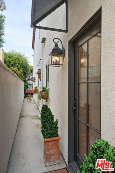 34 Buccaneer Street #1A photo 41