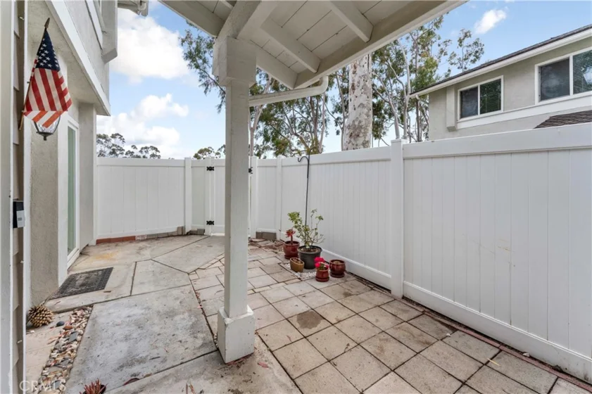 2400 Coventry Circle #40 photo 1