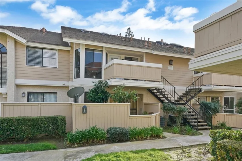 12680 Briarglen #L photo 1