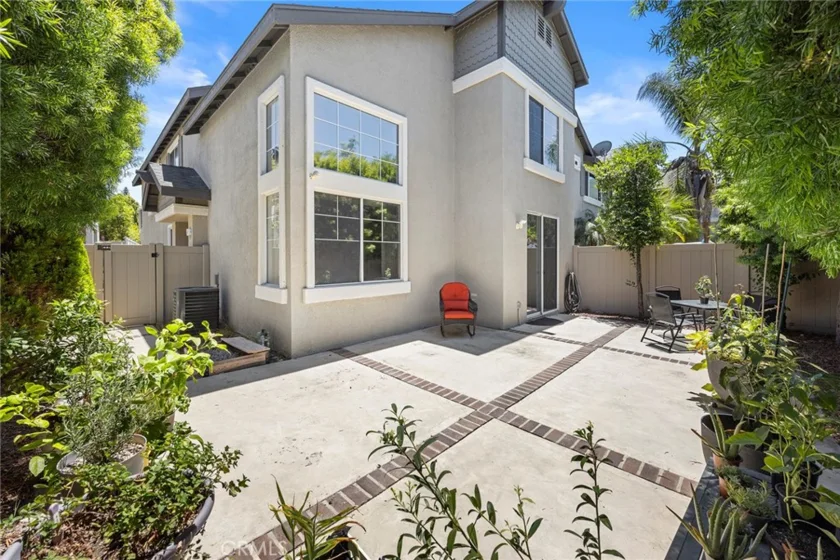 3423 E White Chapel Court #E photo 26