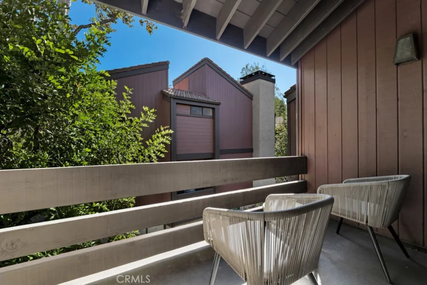 21931 Burbank Boulevard #25 photo 31