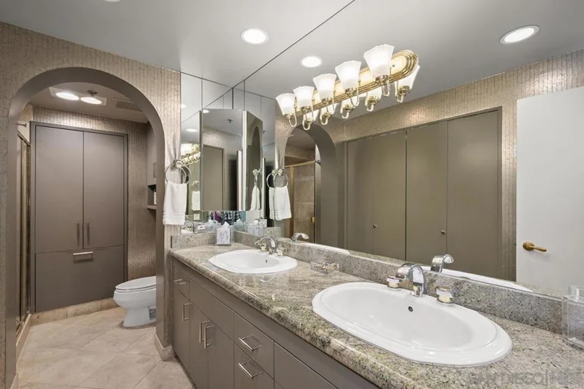 100 Harbor Drive #2404 photo 27
