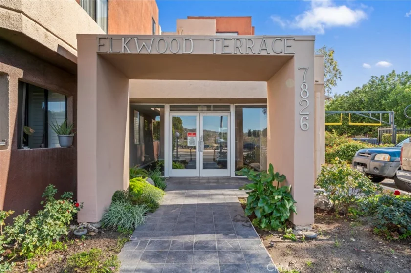 7826 Topanga Canyon Boulevard #308 photo 31
