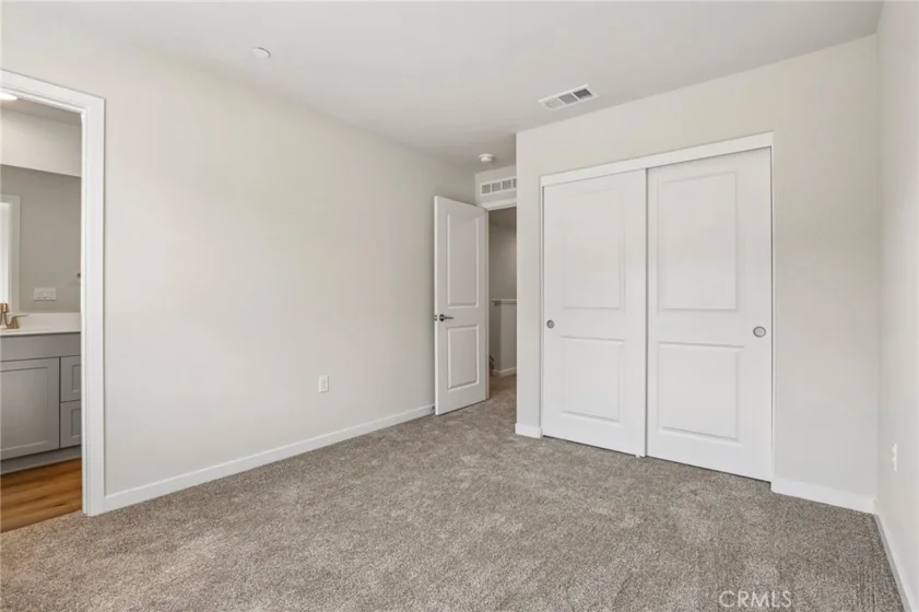 9536 Hannah Way photo 12