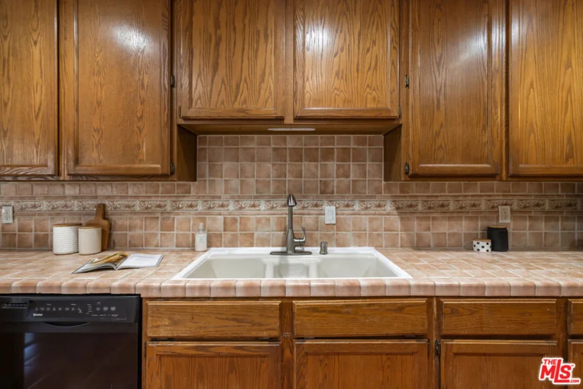 14630 Dickens Street #202 photo 8