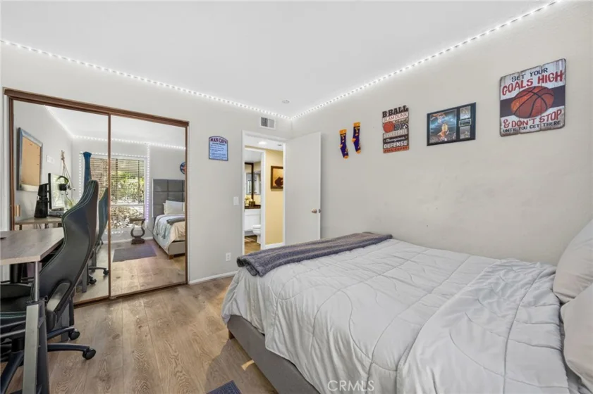 23406 Coso photo 29