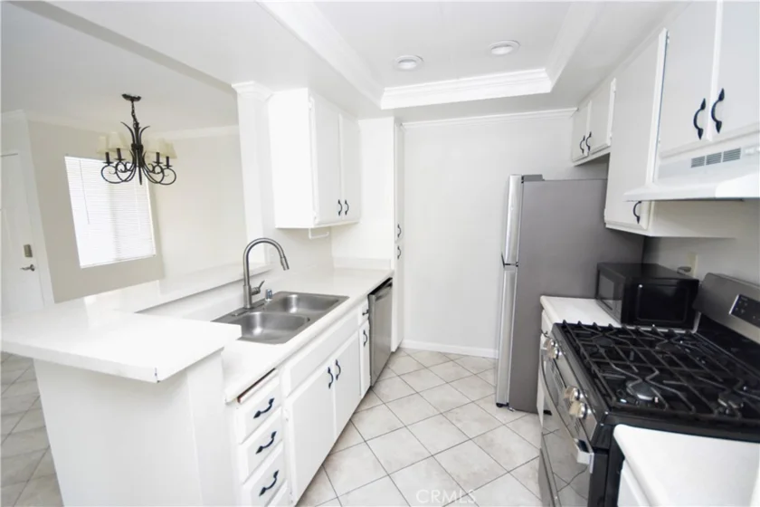 16377 Lakeshore Drive #4D photo 1