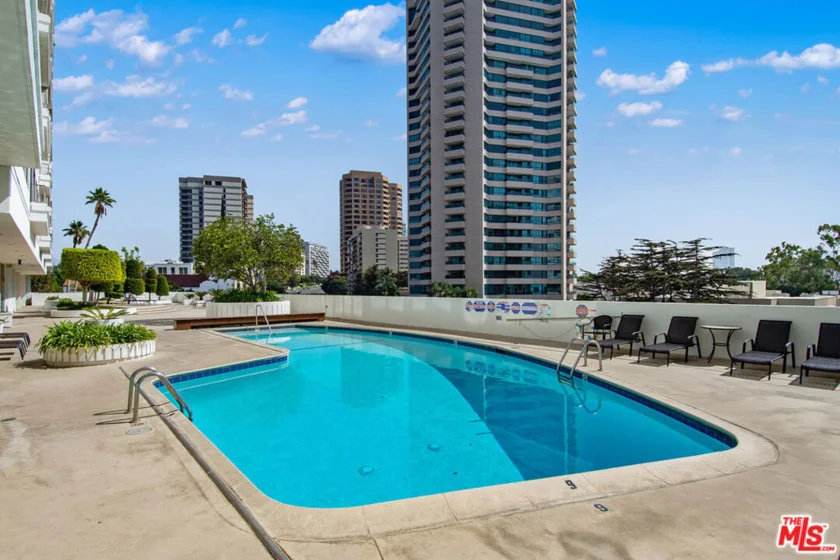 10501 Wilshire Boulevard #1007 photo 21