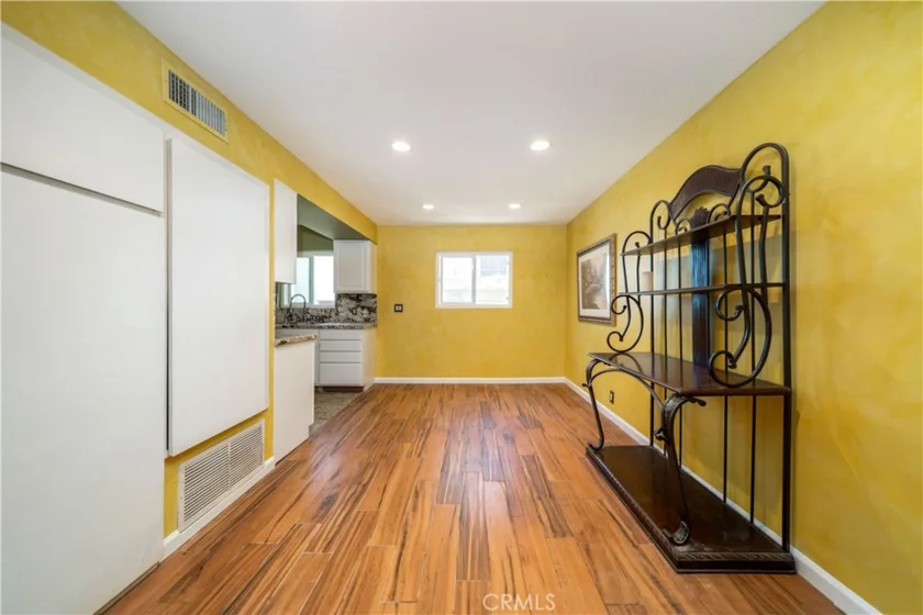 14947 Dickens Street #3 photo 4