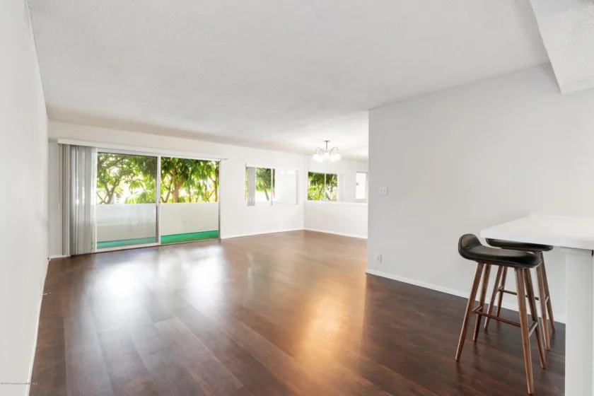 1142 Campbell Street #104 photo 1
