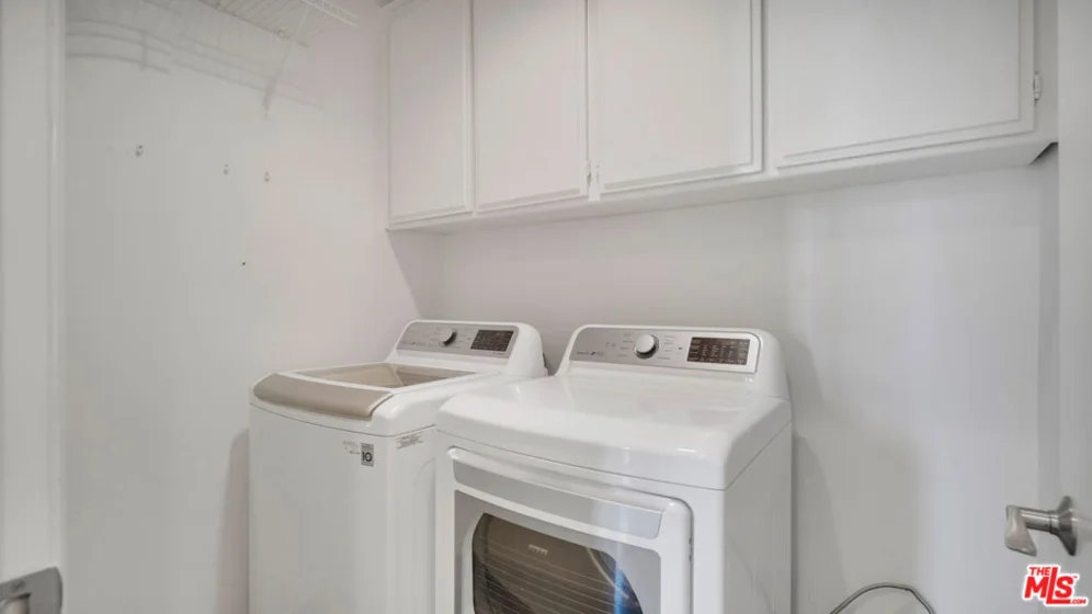 13920 Moorpark Street #106 photo 35
