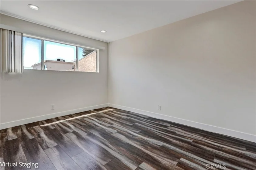 7924 Woodman Avenue #22 photo 8