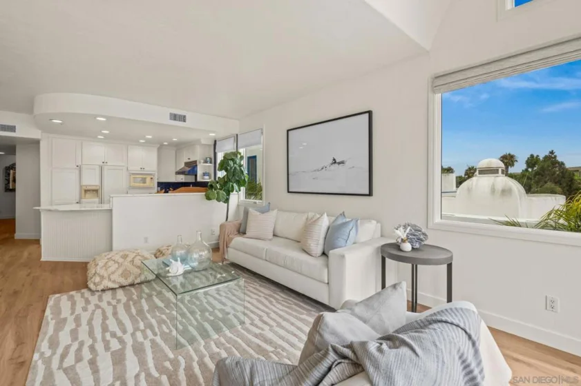5437 La Jolla Boulevard photo 10