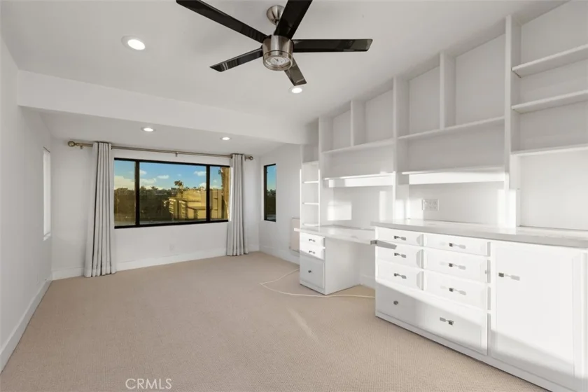 2021 Avenida Chico photo 28