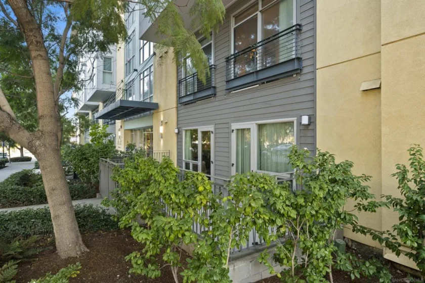 889 Date Street #116 photo 17