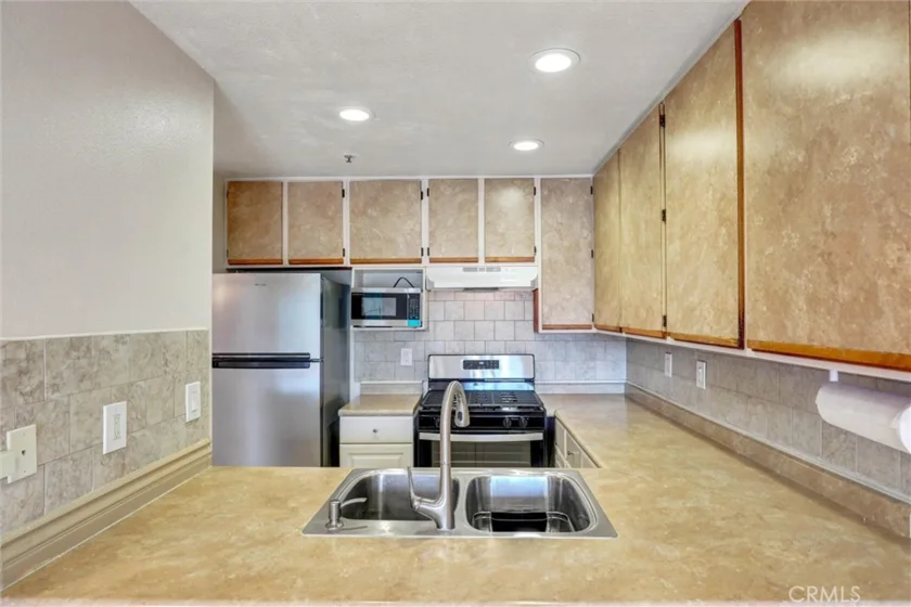 450 E 4th Street #337 photo 21