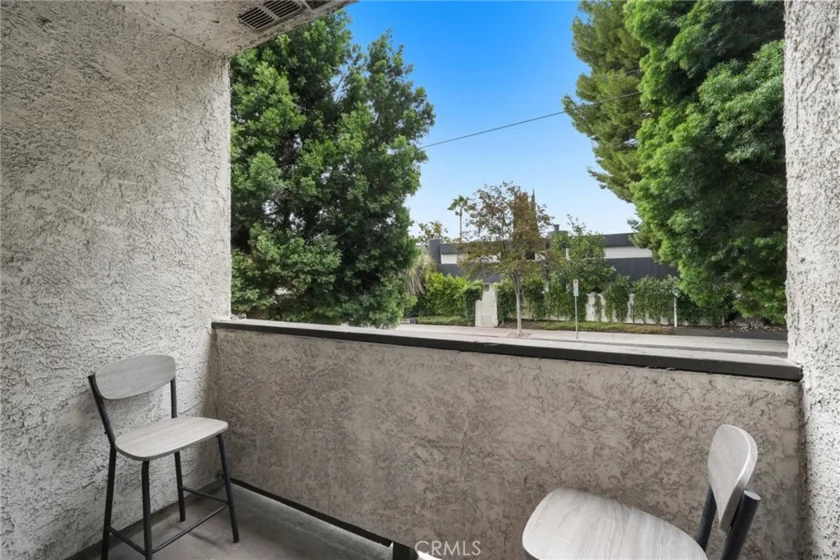 17914 Magnolia Boulevard #135 photo 20
