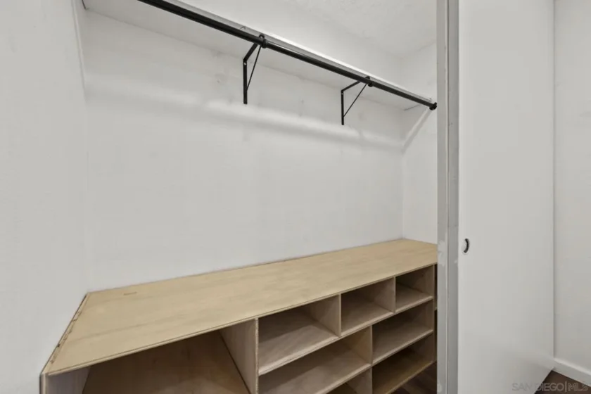 1512 Gustavo Street Unit B #B photo 15