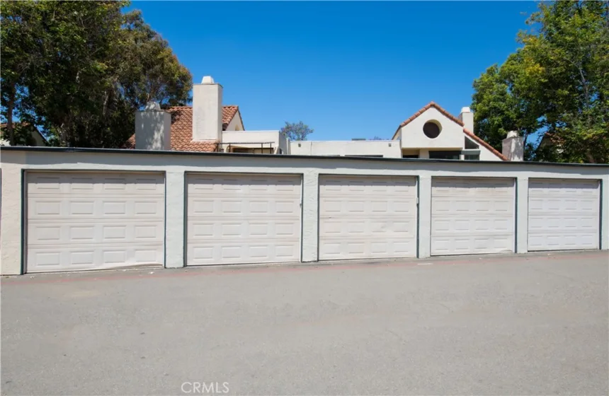 333 N Melrose Drive #E photo 24