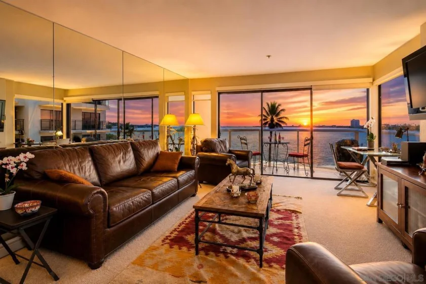 3888 Riviera Drive #301 photo 2