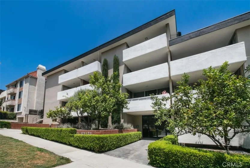 10633 Kinnard #1 photo 1