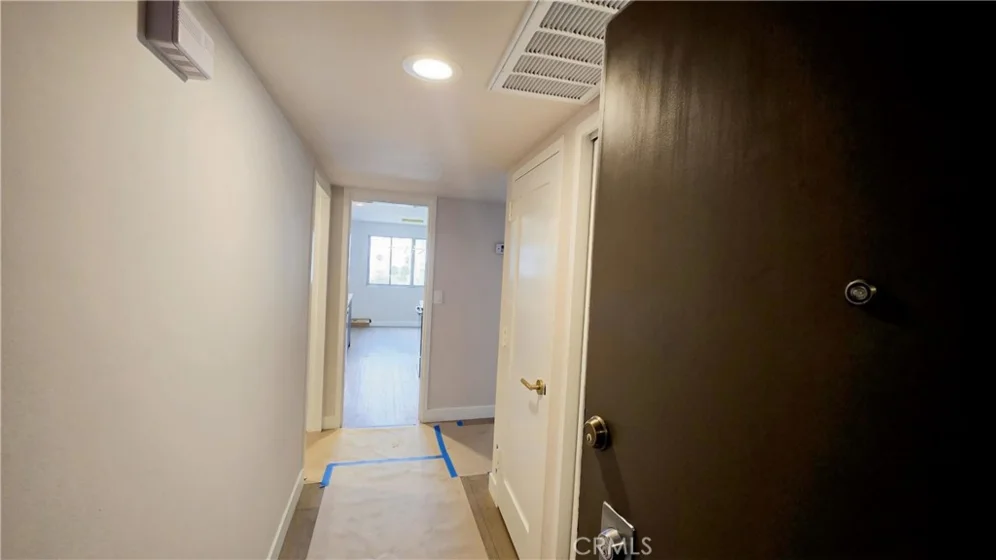 7250 Franklin photo 2