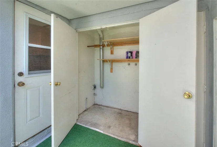 164 Lexington photo 27