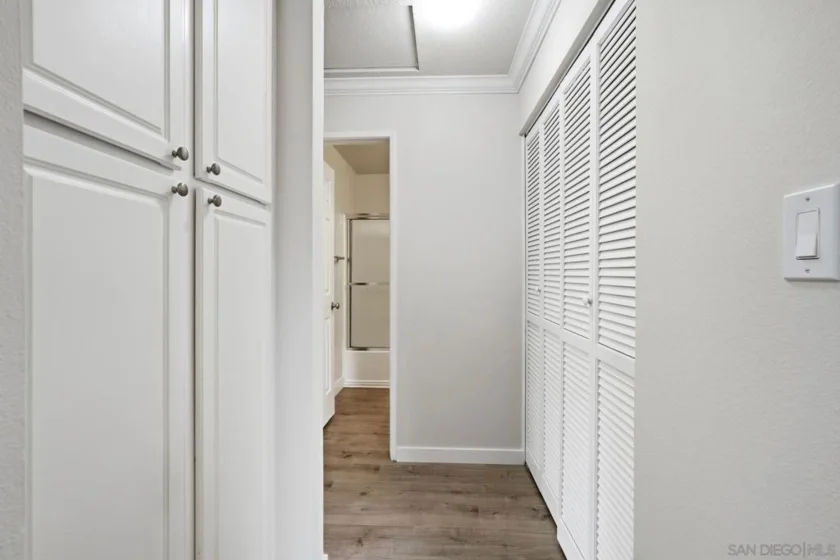 7425 Charmant #2902 photo 16
