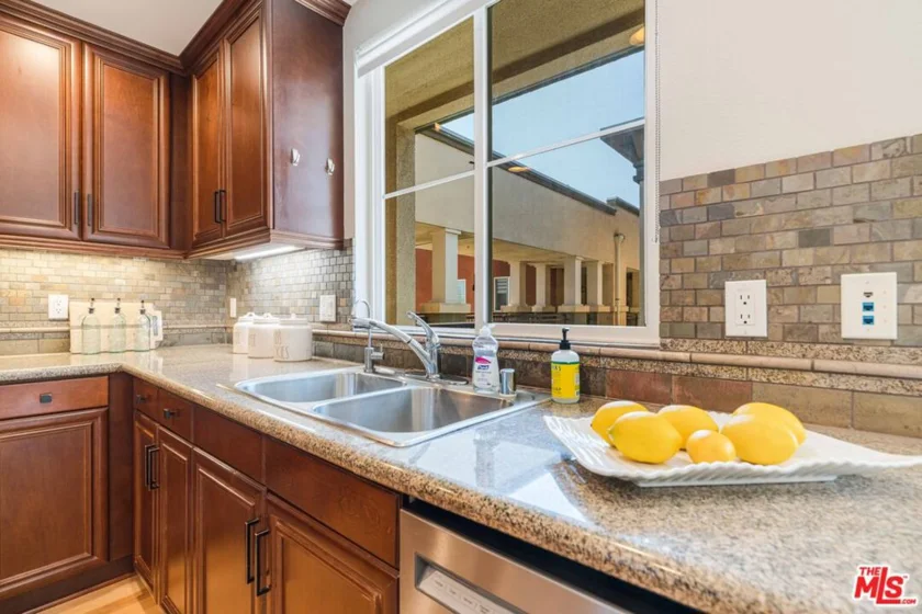 6020 Seabluff Drive #416 photo 15