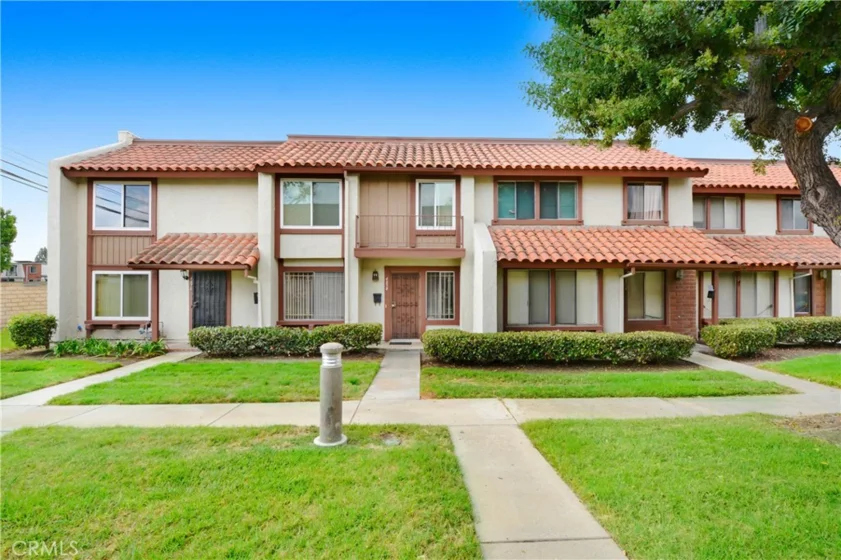 4874 Estepona Way photo 1