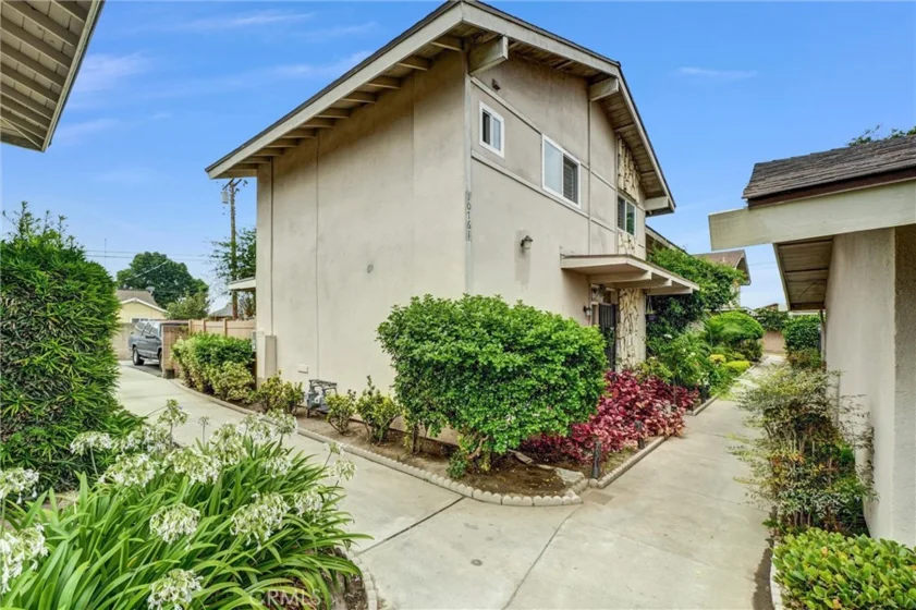 10761 Magnolia Avenue #101 photo 1