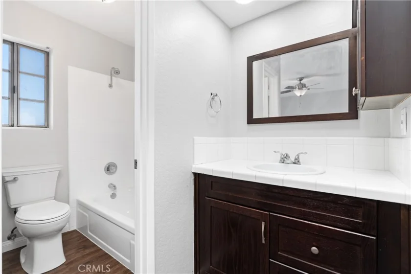 941 Elm #16 photo 23