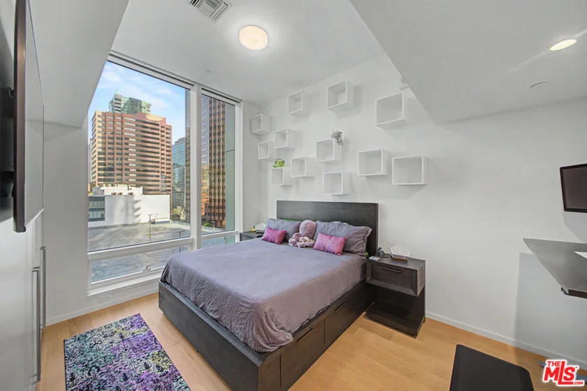 877 Francisco Street #806 photo 51