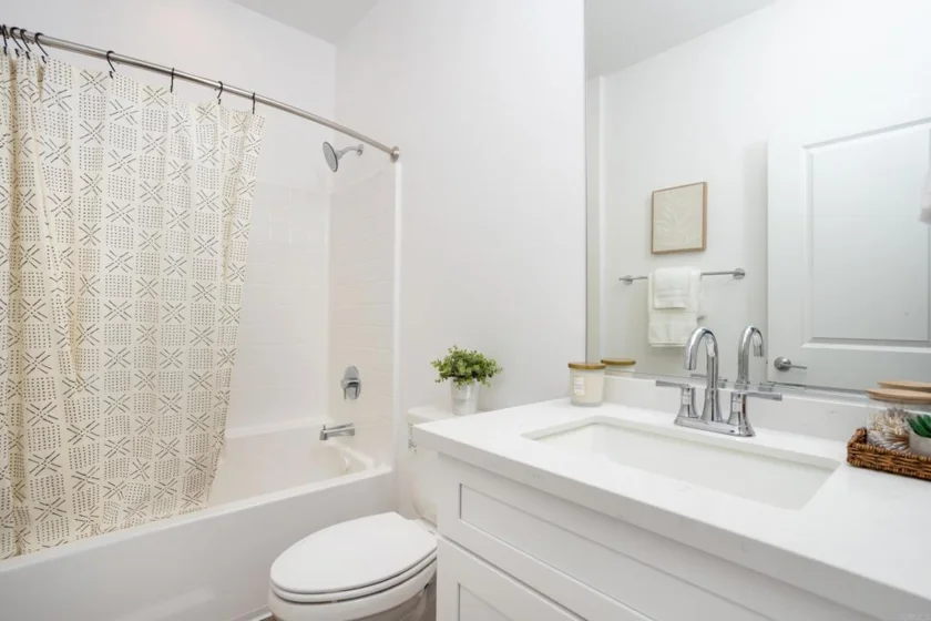 4976 Ocean View Boulevard photo 12