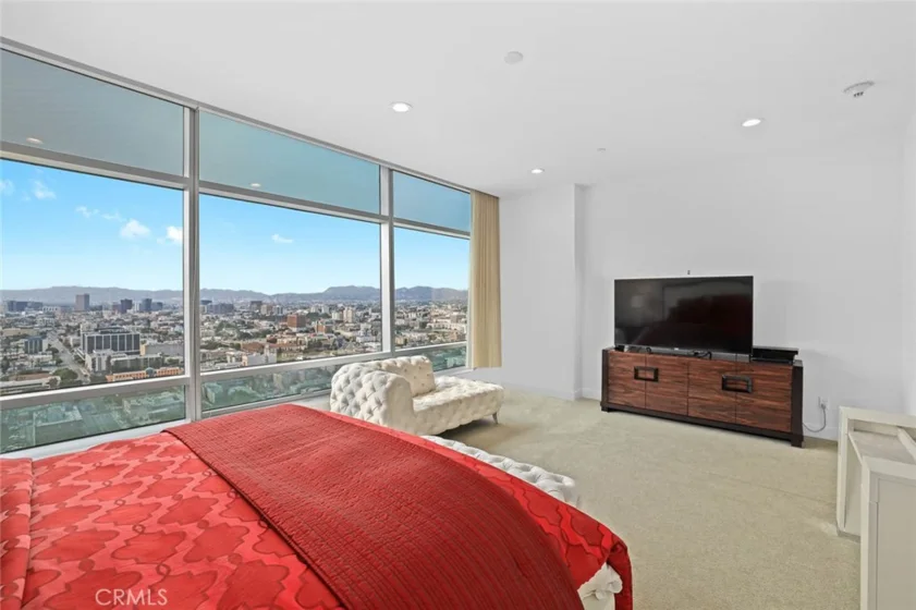 900 W Olympic #31J photo 31