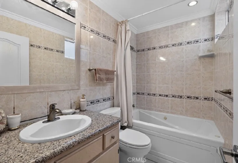 6150 Buckingham Parkway #110 photo 14