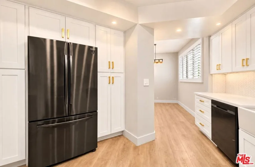 1412 N Crescent Heights Boulevard #203 photo 5