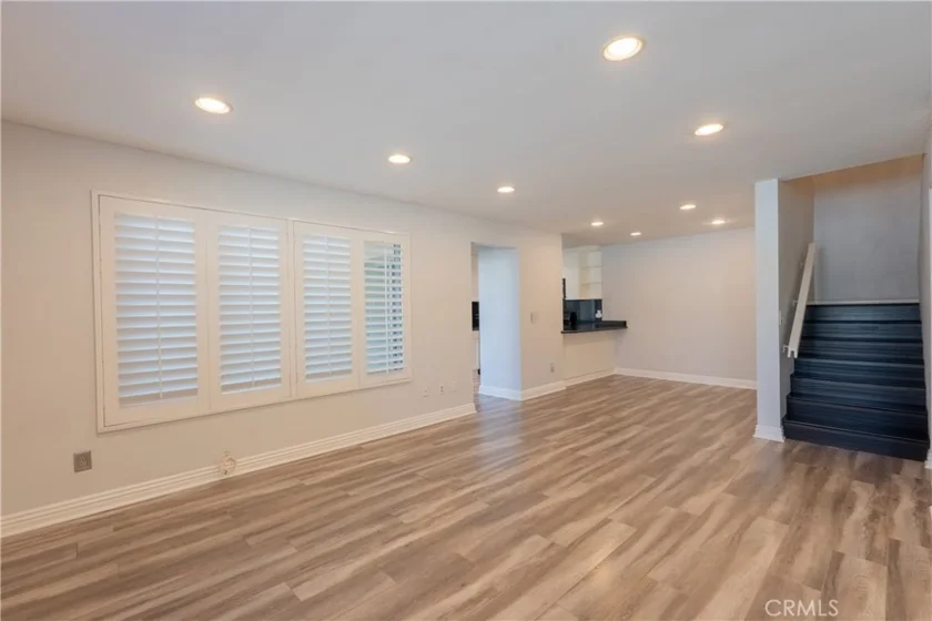 18502 Mayall #B photo 6